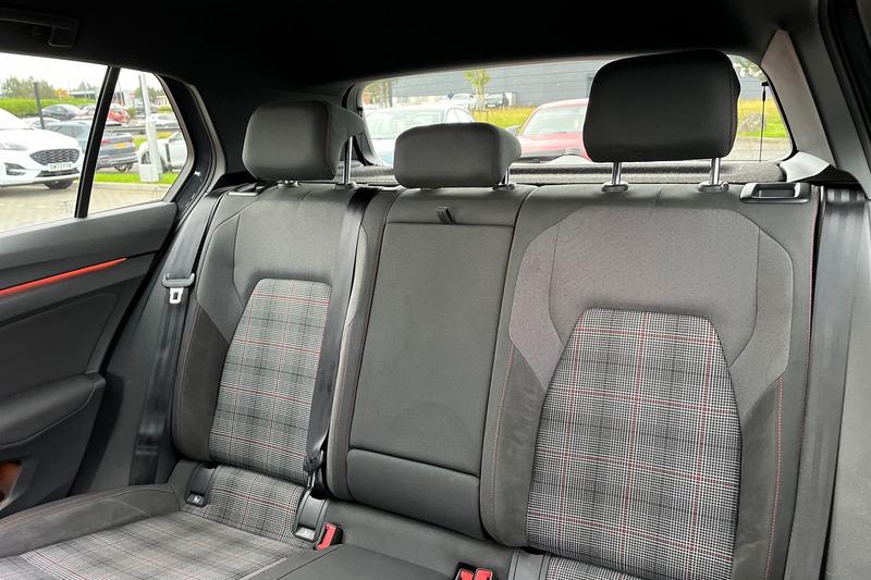 Used Volkswagen Golf 2020 for sale - 76526691: Photo 20