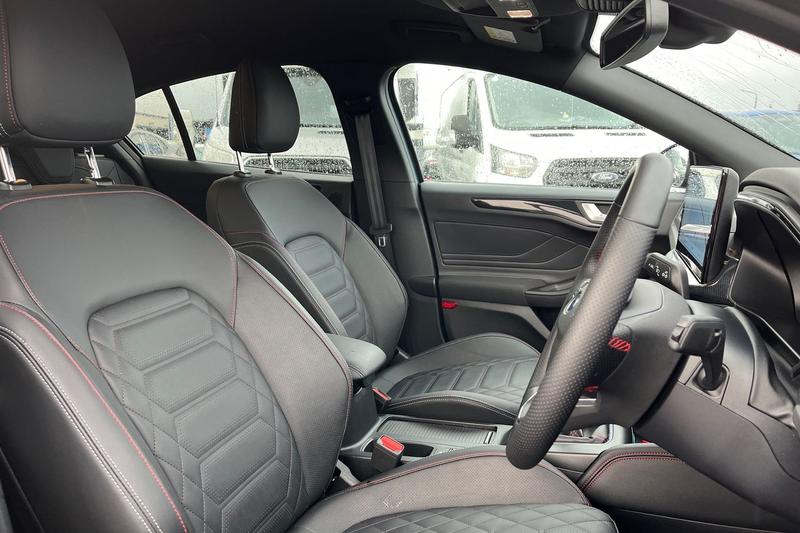 Used Ford Focus 2025 for sale - 76931284: Photo 17