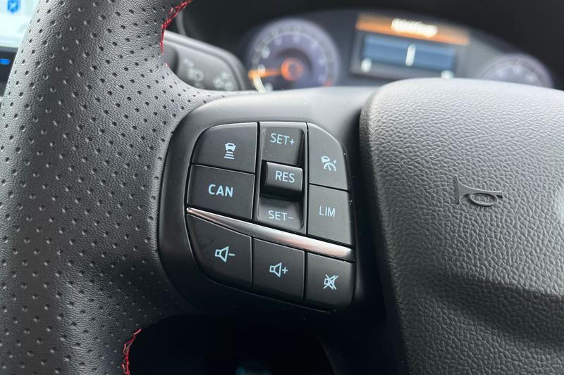 Used Ford Focus 2025 for sale - 76931284: Photo 35