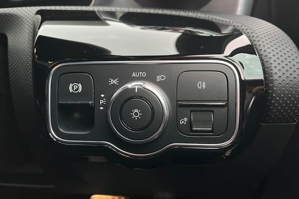 Used Mercedes-Benz A-Class 2020 for sale - 76196579: Photo 35
