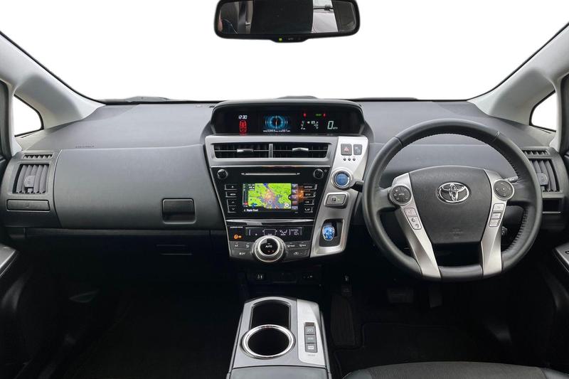 Used Toyota Prius+ 2020 for sale - 76382047: Photo 10
