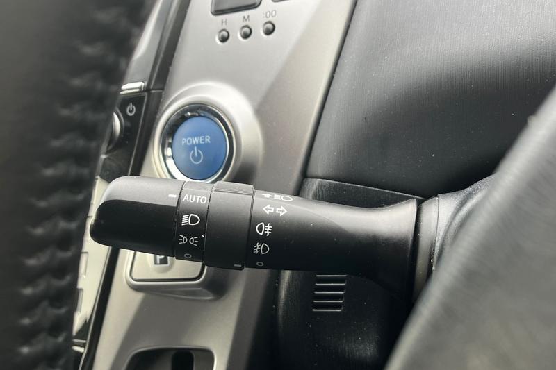 Used Toyota Prius+ 2020 for sale - 76382047: Photo 14
