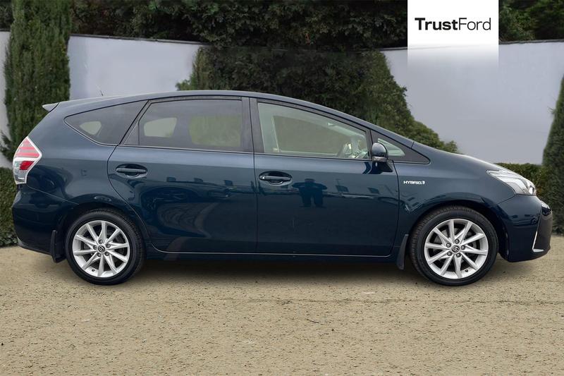 Used Toyota Prius+ 2020 for sale - 76382047: Photo 3