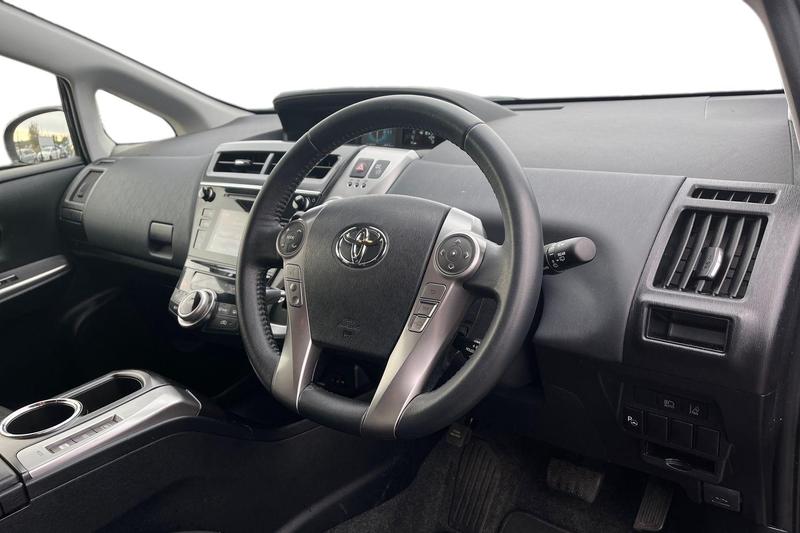 Used Toyota Prius+ 2020 for sale - 76382047: Photo 9