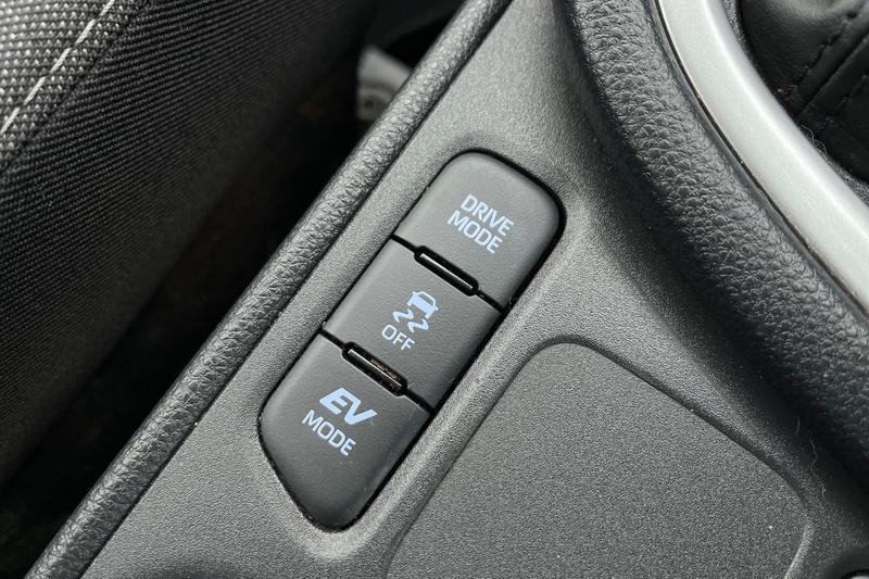 Used Toyota Yaris 2022 for sale - 77138188: Photo 33