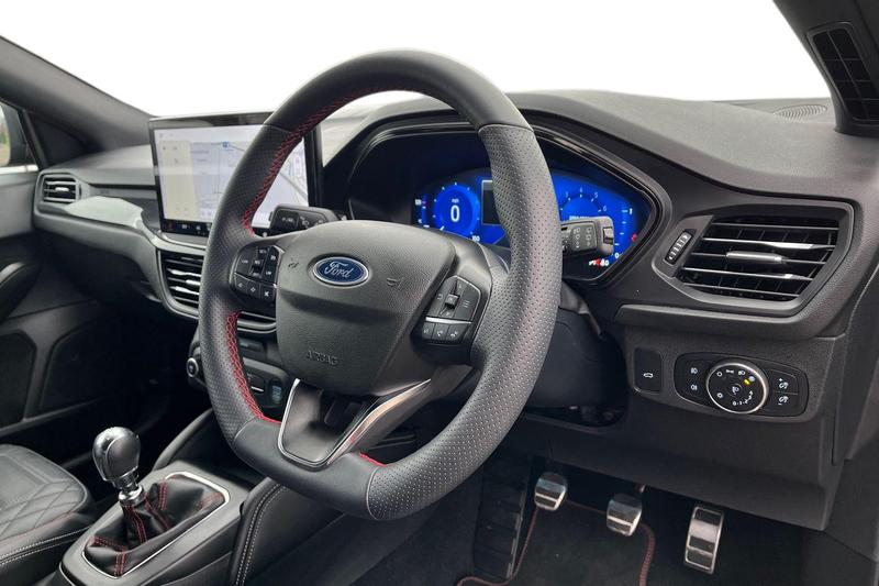 Used Ford Focus 2023 for sale - 77918603: Photo 9