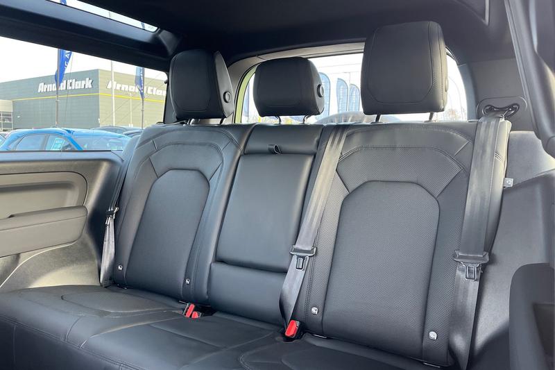 Used Land Rover Defender 2023 for sale - 77834318: Photo 20