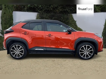 Used Toyota Yaris Cross 2023 for sale - 75960057: Photo