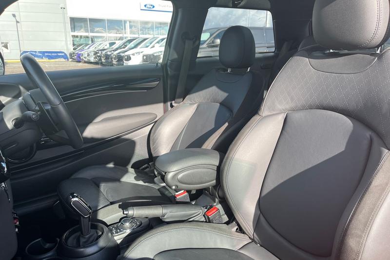 Used MINI Hatch 2023 for sale - 76344376: Photo 19