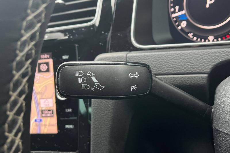 Used Volkswagen Golf 2019 for sale - 76170475: Photo 14