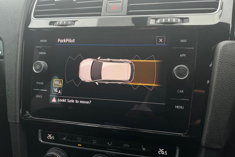 Used Volkswagen Golf 2019 for sale - 76170475: Photo 24