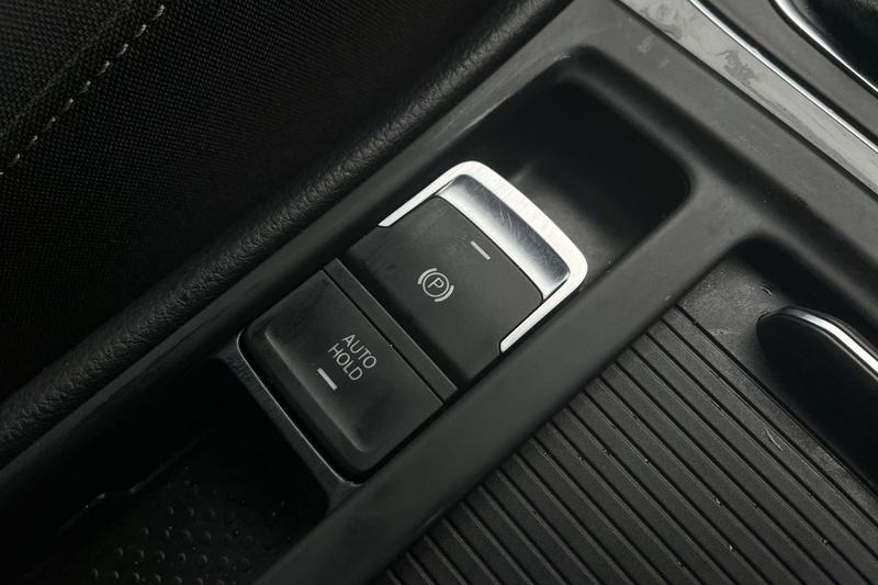 Used Volkswagen Golf 2019 for sale - 76170475: Photo 33