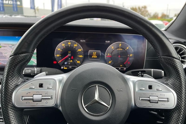 Used Mercedes-Benz E Class 2020 for sale - 76302779: Photo 12