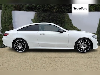 Used Mercedes-Benz E Class 2020 for sale - 76302779: Photo 3