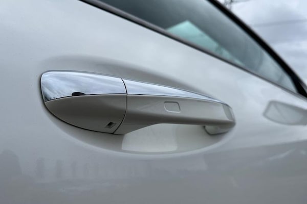 Used Mercedes-Benz E Class 2020 for sale - 76302779: Photo 40