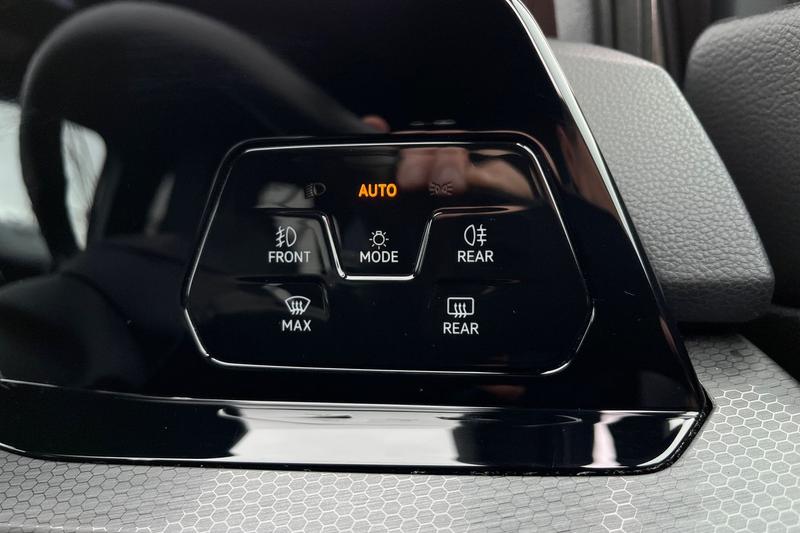 Used Volkswagen Golf 2020 for sale - 76692991: Photo 35