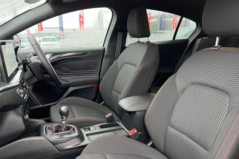 Used Ford Focus 2023 for sale - 77117404: Photo 19