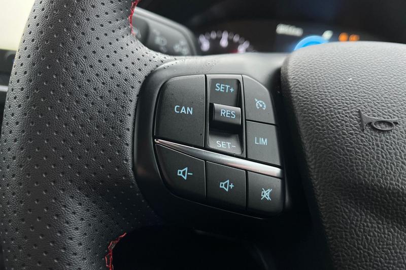 Used Ford Focus 2023 for sale - 77117404: Photo 35