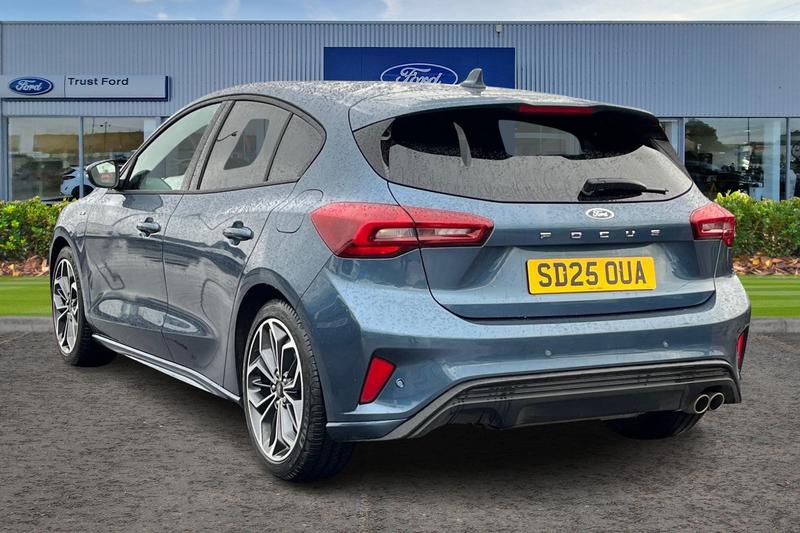 Used Ford Focus 2025 for sale - 76641180: Photo 2