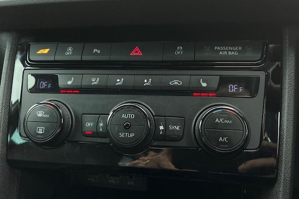 Used SEAT Leon 2019 for sale - 76228757: Photo 30