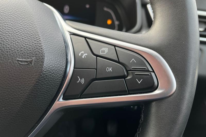 Used Renault Clio 2022 for sale - 76803327: Photo 35