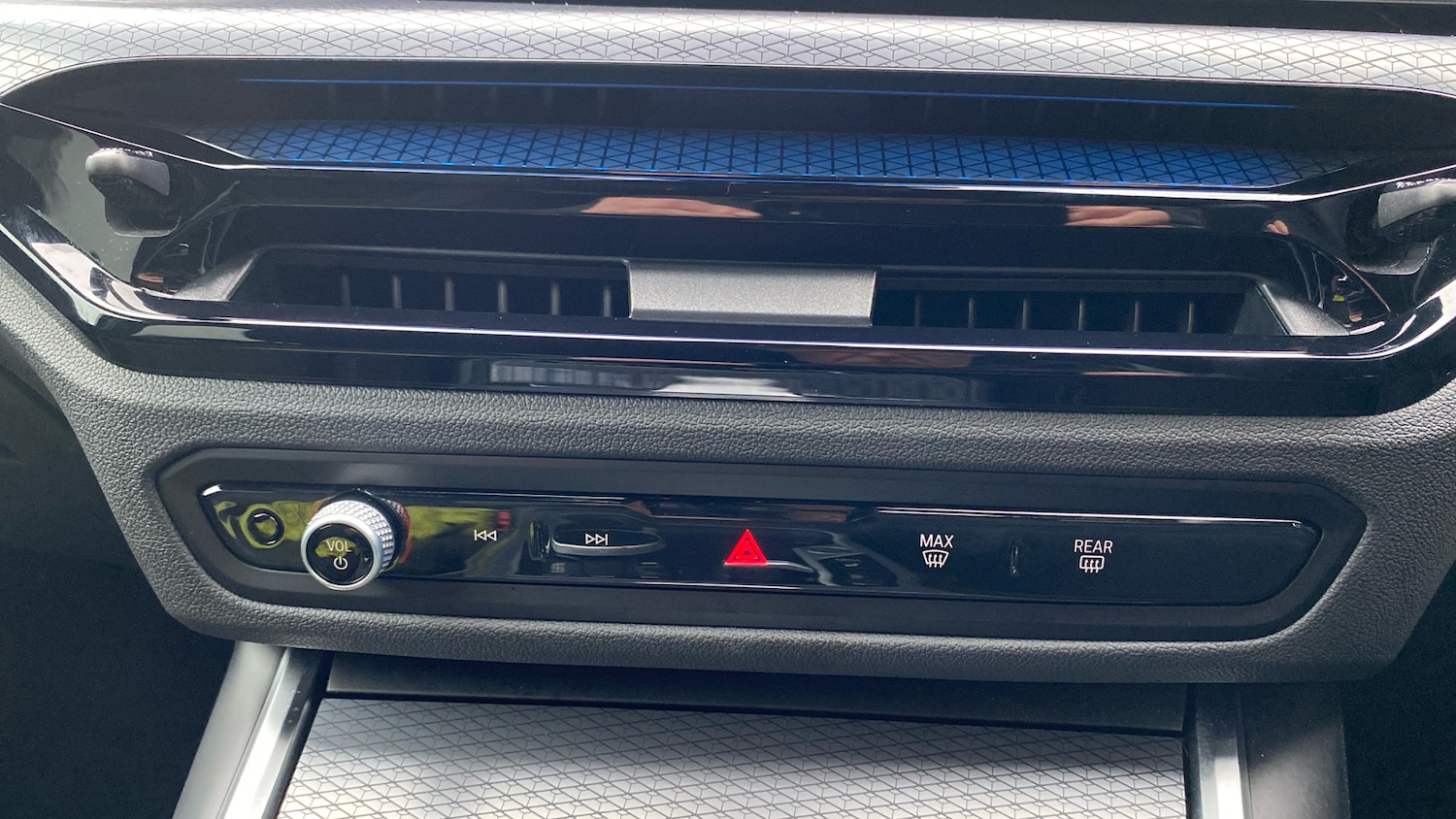 Used BMW 3 Series 2025 for sale - 76618482: Photo 54