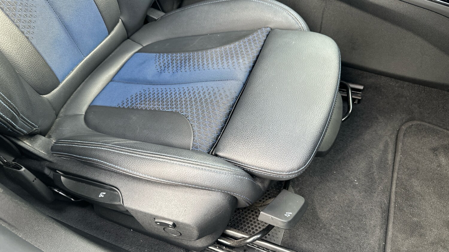 Used BMW 2 Series 2023 for sale - 77465549: Photo 30