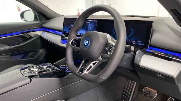 Used BMW 5 Series 2025 for sale - 75638494: Photo 6