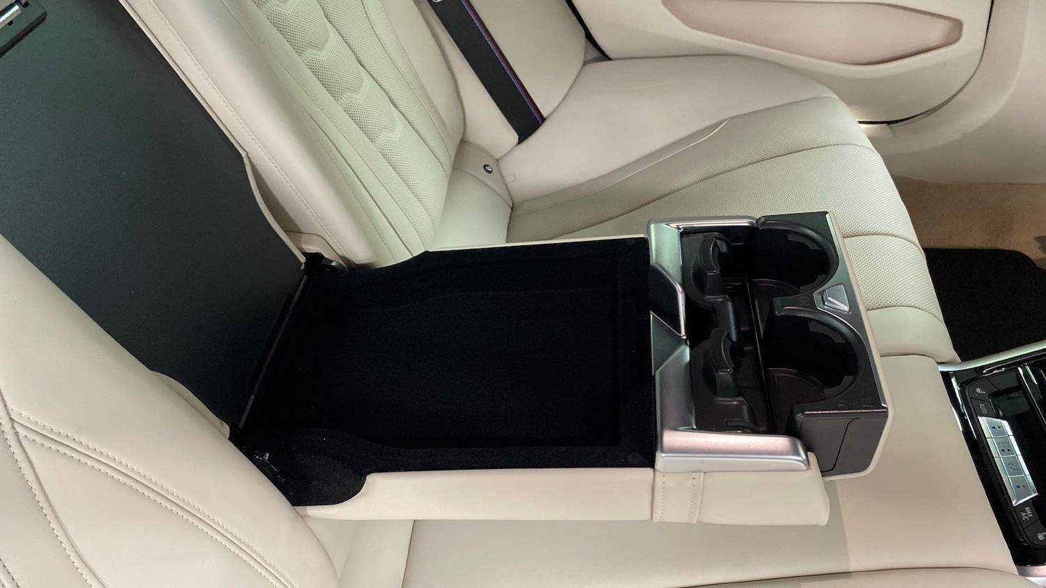 Used BMW 8 Series 2023 for sale - 78155279: Photo 37