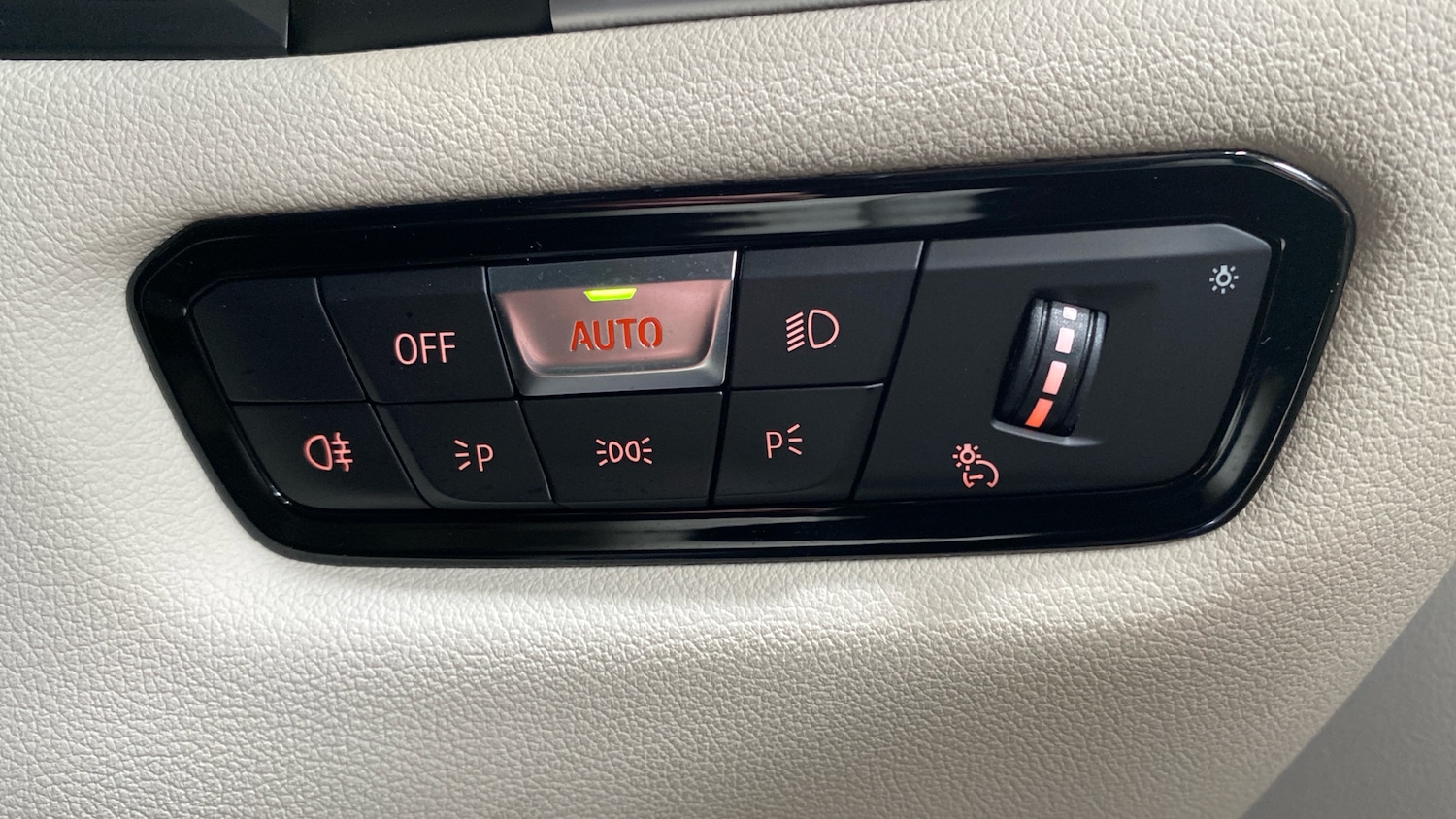 Used BMW 8 Series 2023 for sale - 78155279: Photo 54