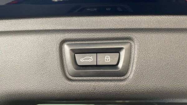Used BMW 3 Series 2024 for sale - 76198061: Photo 34