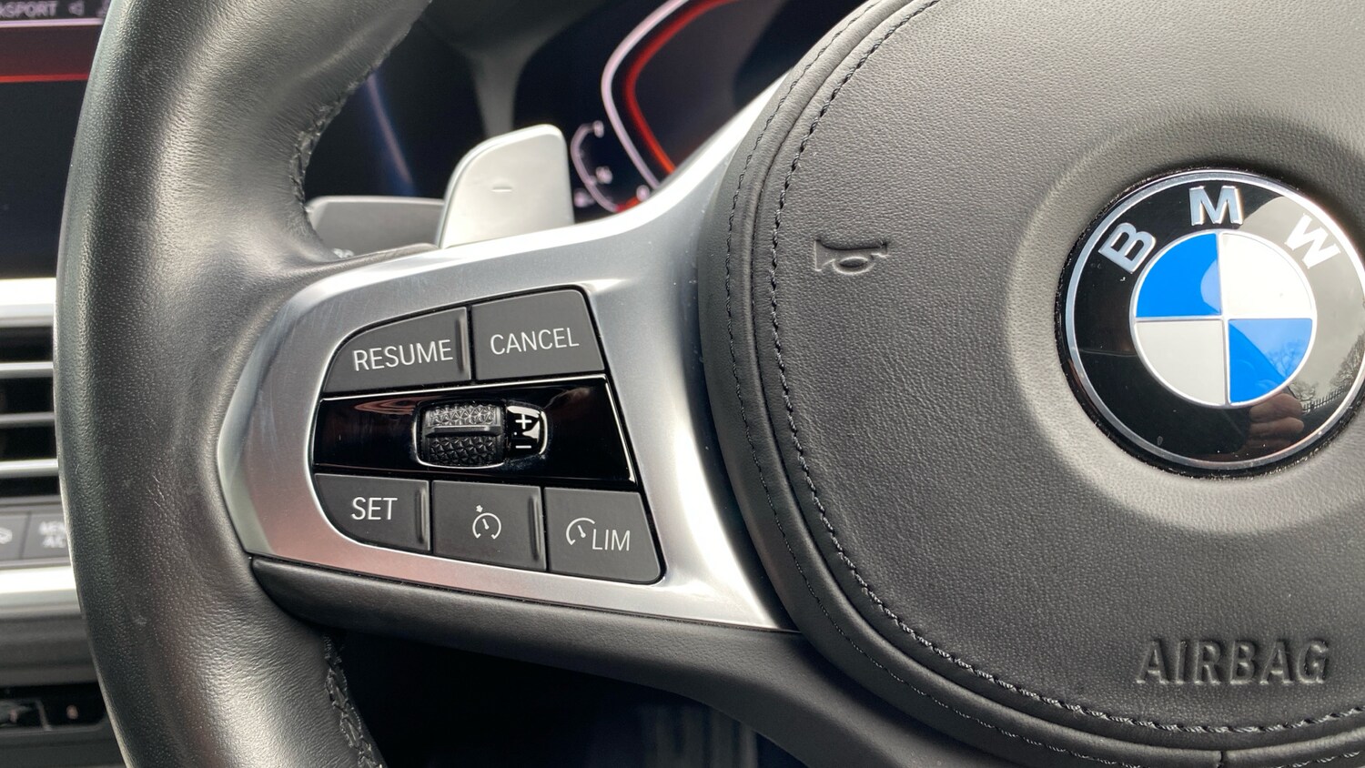 Used BMW 3 Series 2019 for sale - 77883879: Photo 17