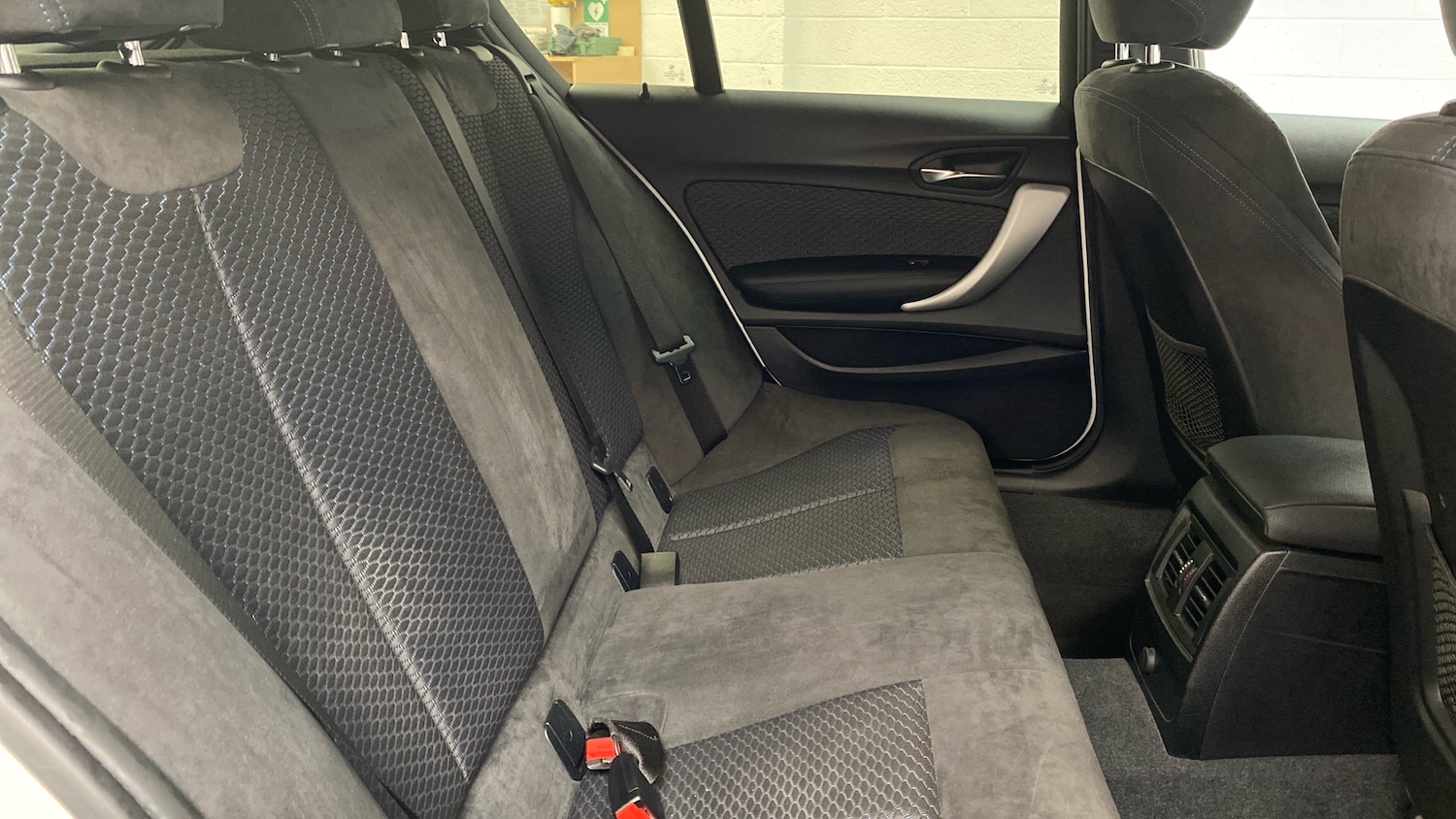 Used BMW 1 Series 2016 for sale - 76170636: Photo 32