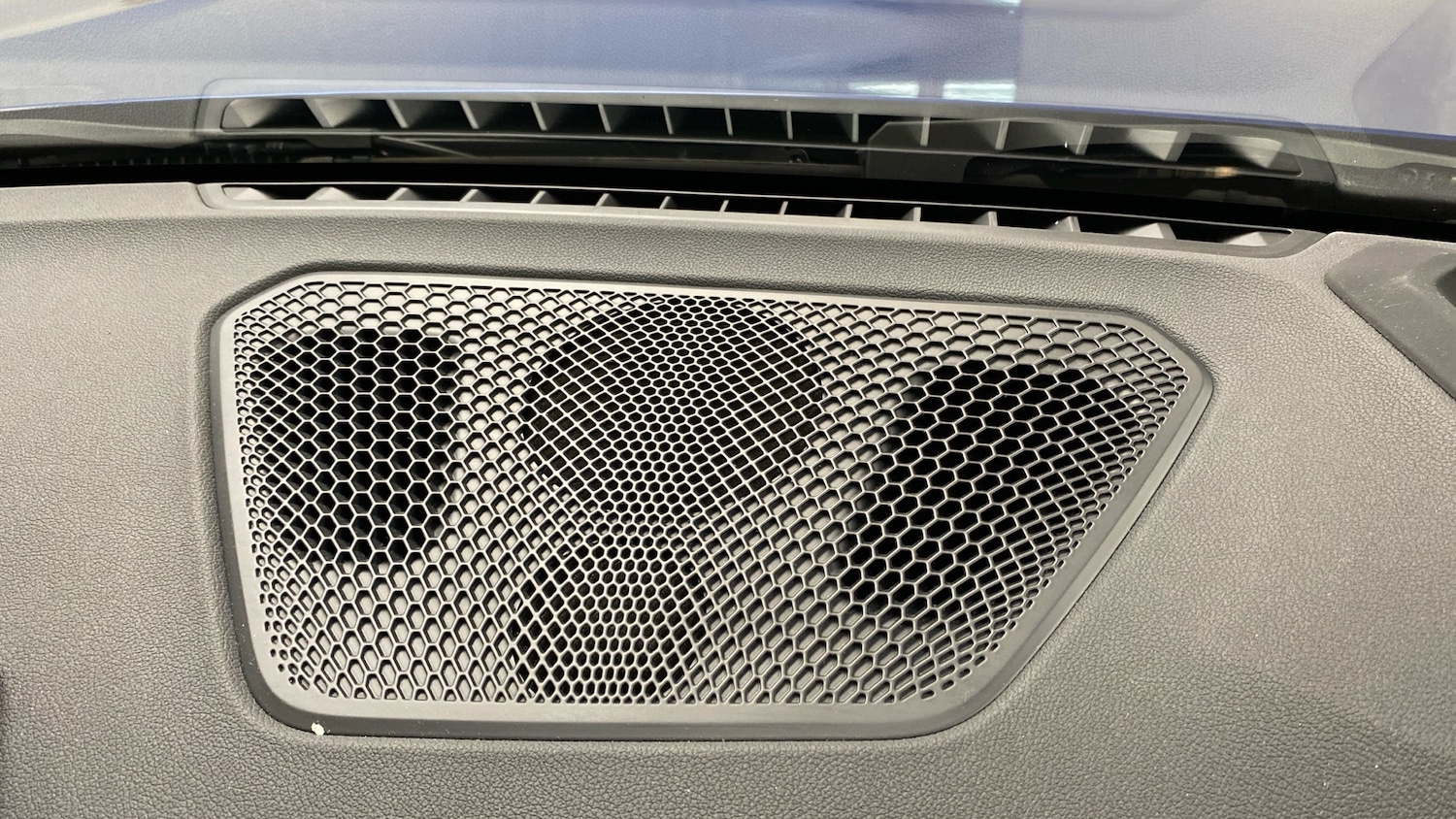 Used BMW 3 Series 2023 for sale - 77365113: Photo 59