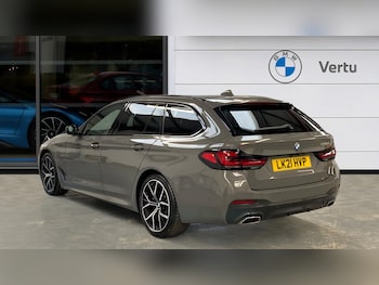 Used BMW 5 Series 2021 for sale - 77054858: Photo