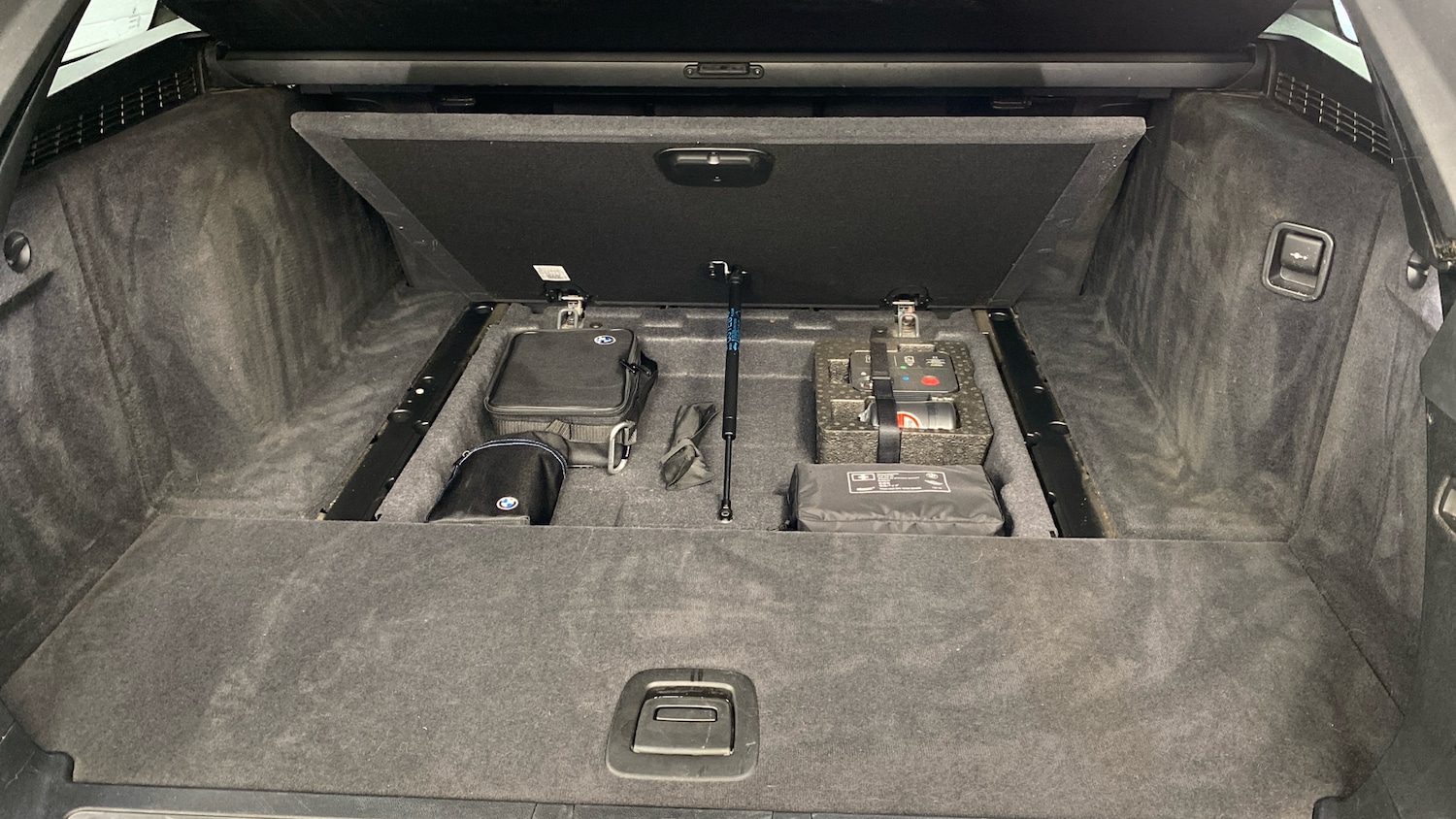 Used BMW 5 Series 2021 for sale - 77054858: Photo 33