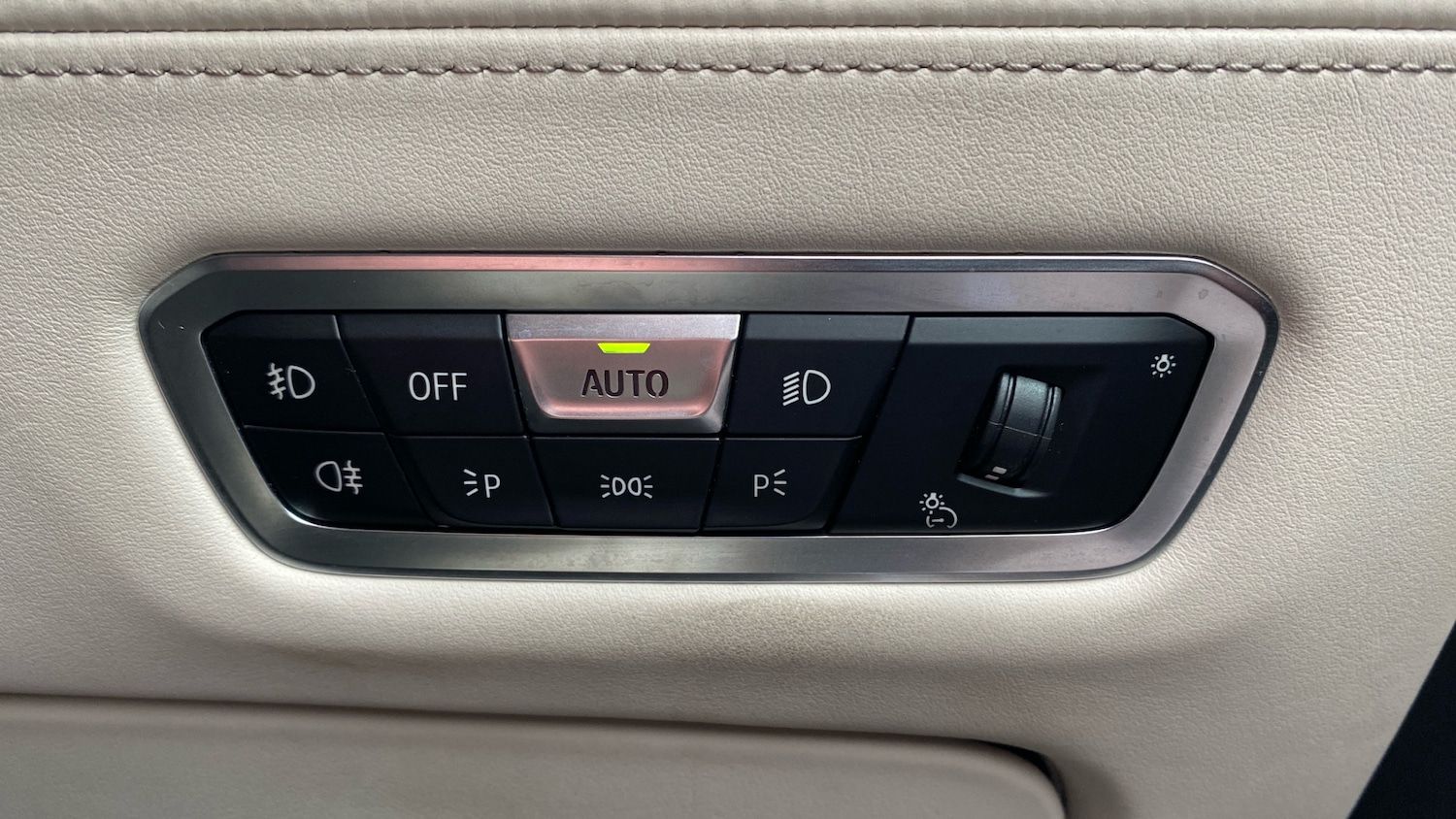 Used BMW X6 2019 for sale - 77365135: Photo 46