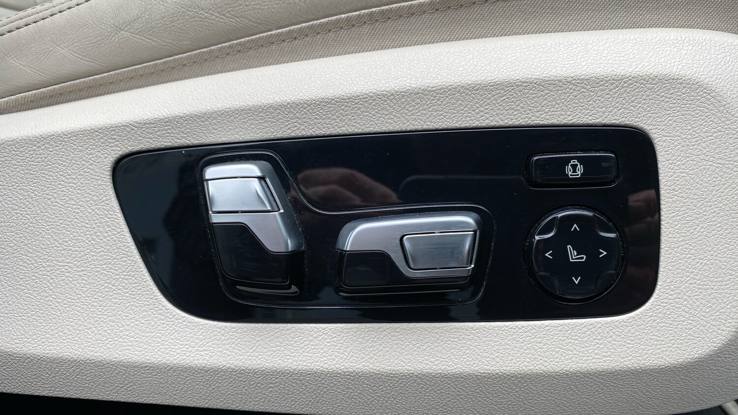 Used BMW X6 2019 for sale - 77365135: Photo 62