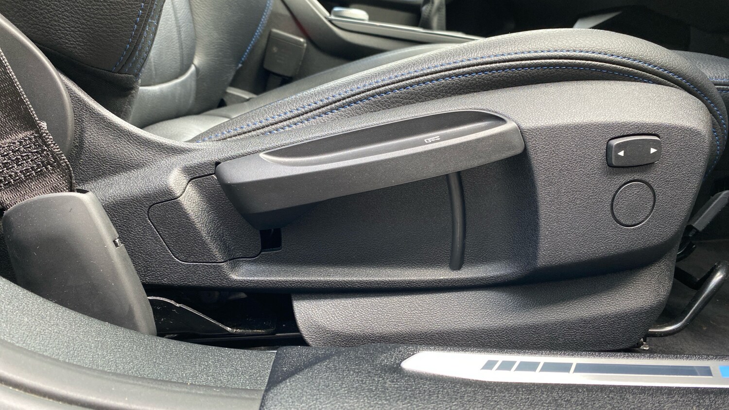 Used BMW 1 Series 2023 for sale - 77930480: Photo 42