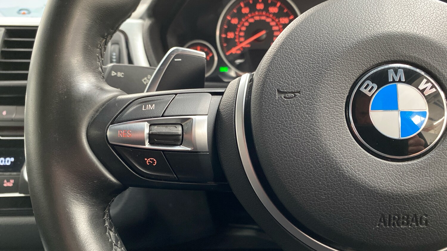 Used BMW 3 Series 2018 for sale - 77729682: Photo 17