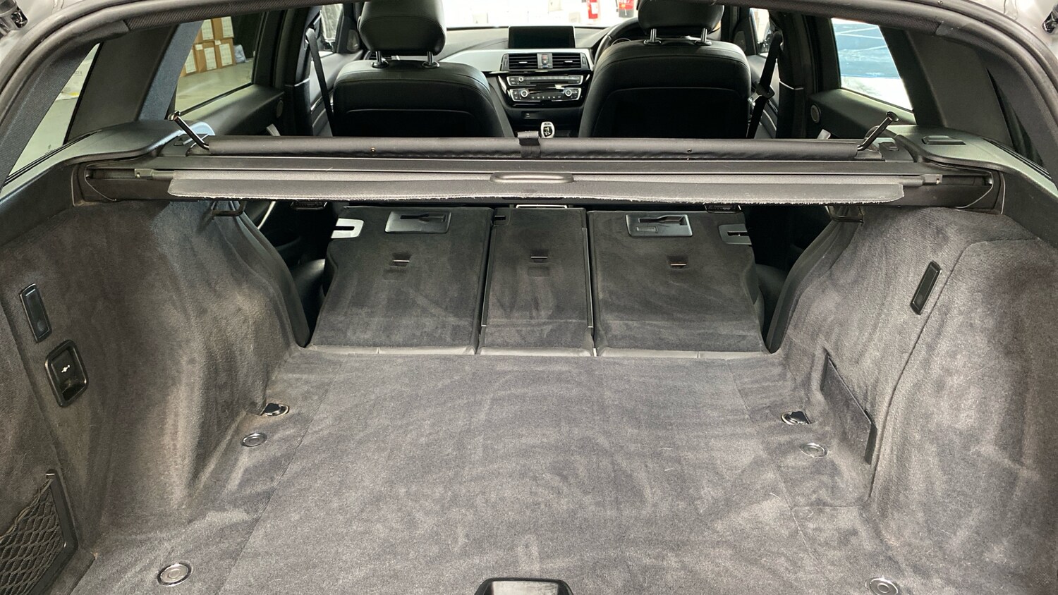 Used BMW 3 Series 2018 for sale - 77729682: Photo 40