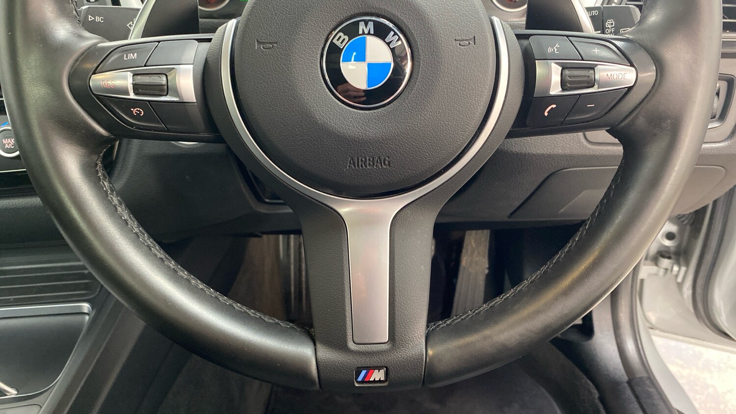 Used BMW 3 Series 2018 for sale - 77729682: Photo 66