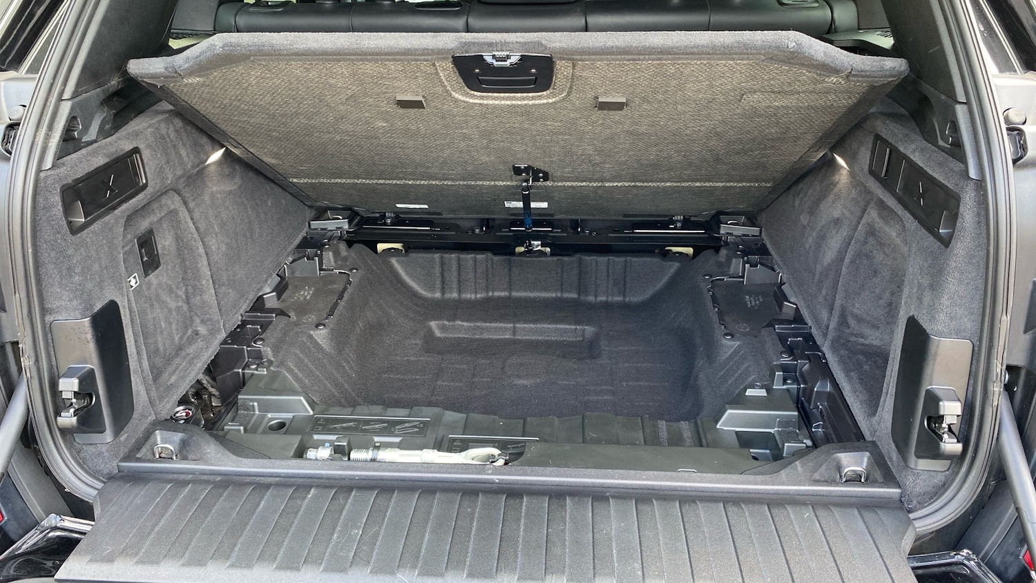 Vehicle 33
