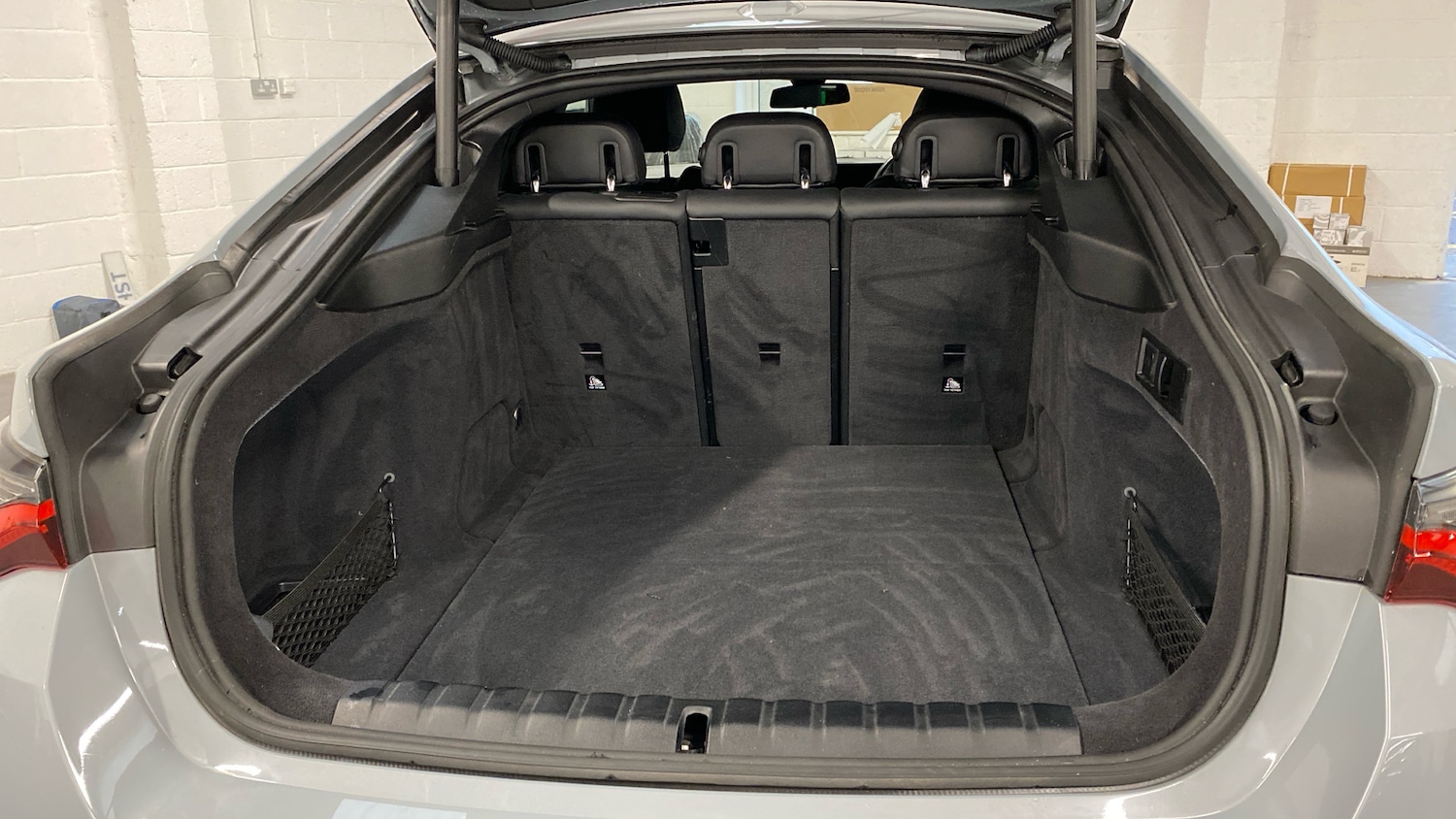 Used BMW i4 2022 for sale - 76879249: Photo 13