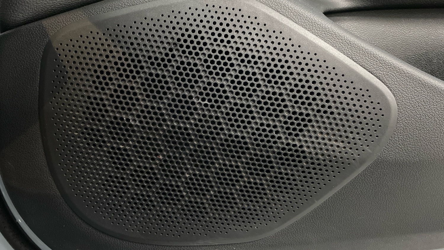 Used BMW i4 2022 for sale - 76879249: Photo 20