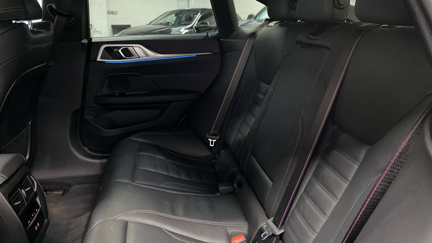 Used BMW i4 2022 for sale - 76879249: Photo 40