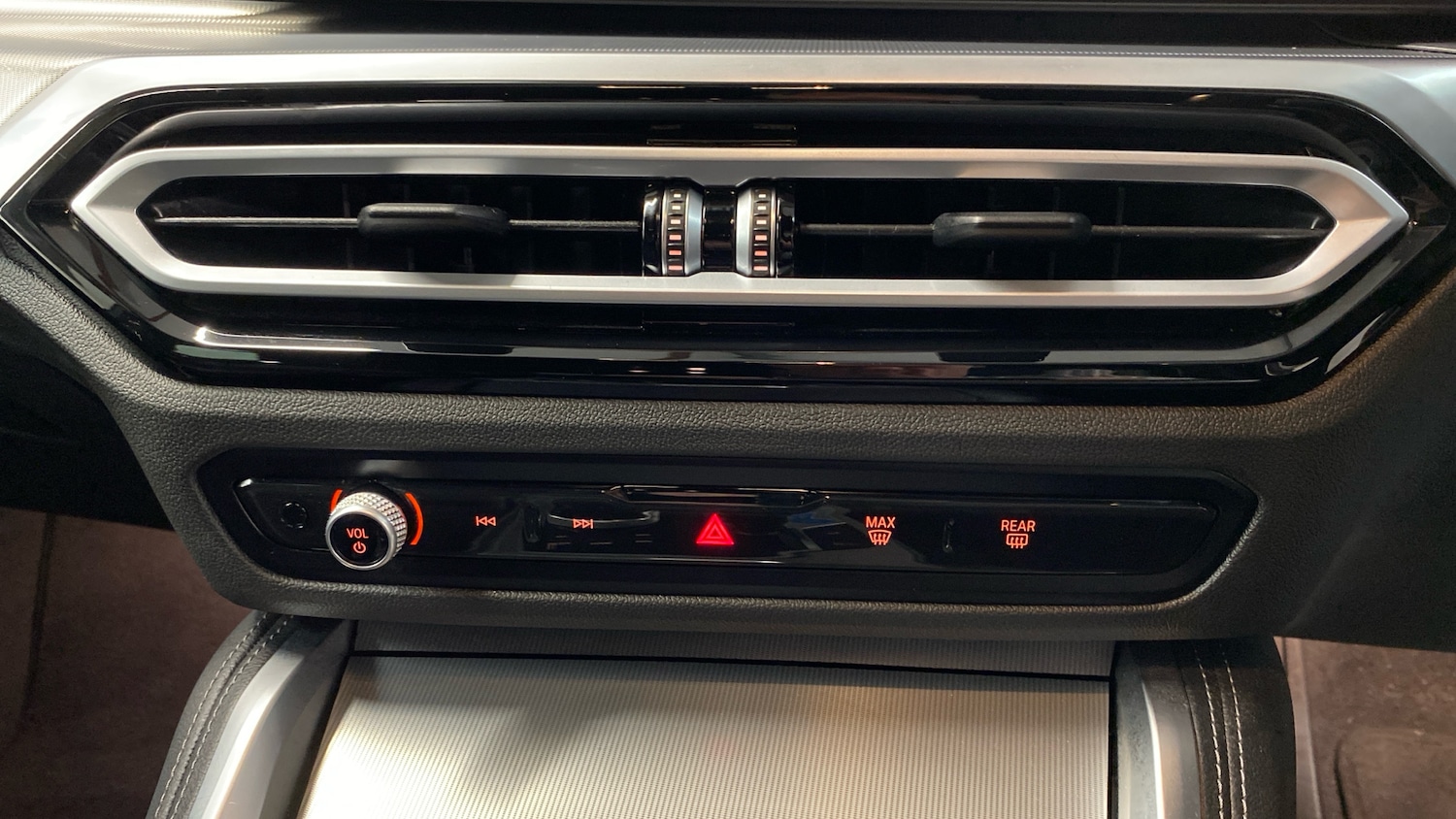 Used BMW i4 2022 for sale - 76879249: Photo 52