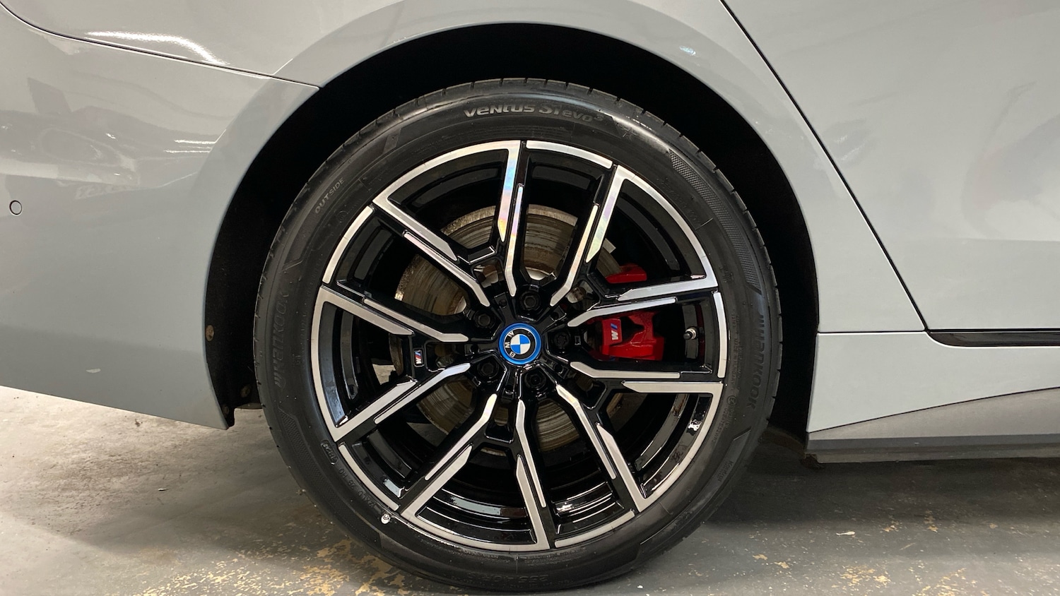 Used BMW i4 2022 for sale - 76879249: Photo 70