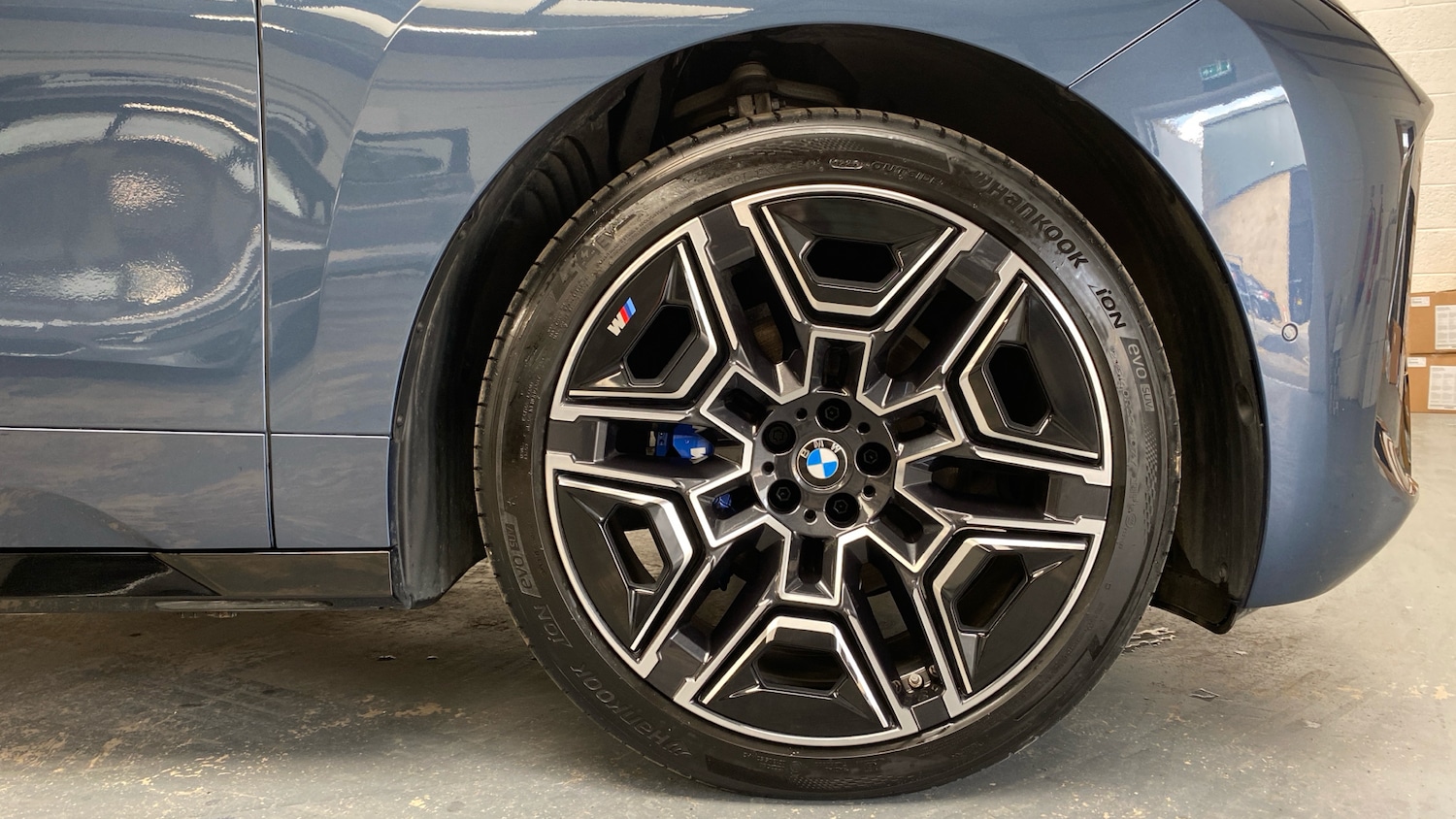 Used BMW iX 2025 for sale - 77744184: Photo 14