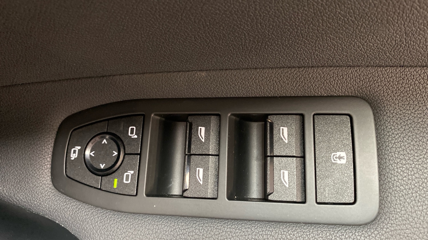 Used BMW iX 2025 for sale - 77744184: Photo 43